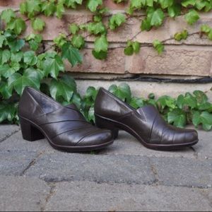 Stinky Women's Naturalizer Booties Heels